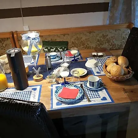 Fruehstueckspension Mayer-schiller Bed & Breakfast 3*